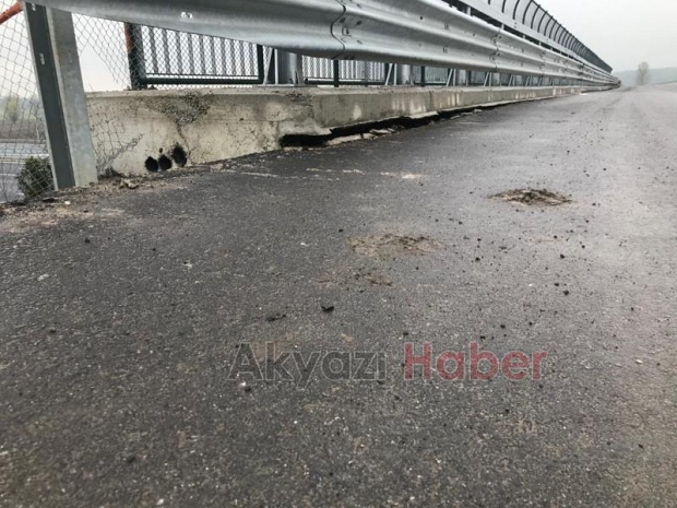 O köprüde çökme yaşandı