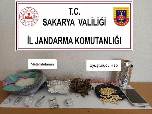 Baskın yapılan evden uyuşturucular çıktı