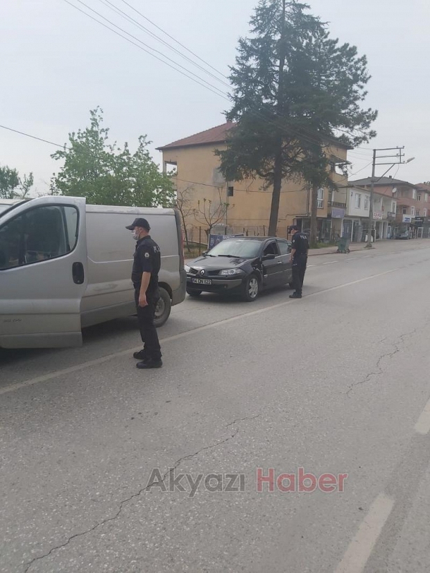 Akyazı'da polis işi sıkı tutuyor