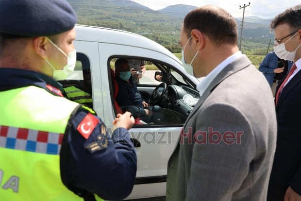 Vali Kaldırım Akyazıda uygulama noktalarını denetledi
