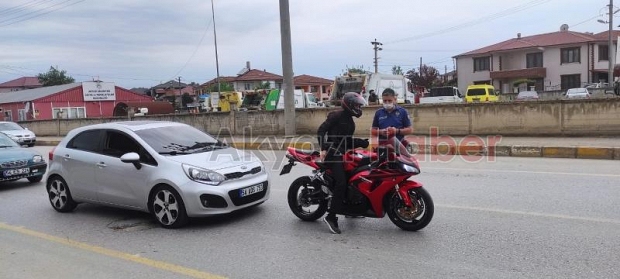 Akyazı polisinden sıkı denetim