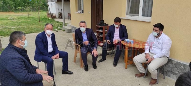5 ferdi koronadan ölen Aydın ailesine taziye ziyareti