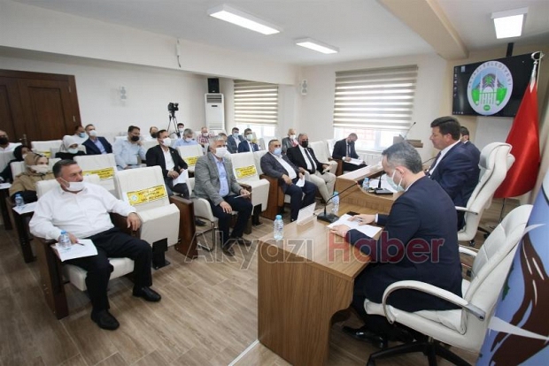 Akyazı Belediyesi Meclisi toplandı