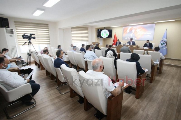 Akyazı Belediyesi Meclisi toplandı