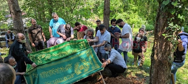 Ayşe Öztürk vefat etti