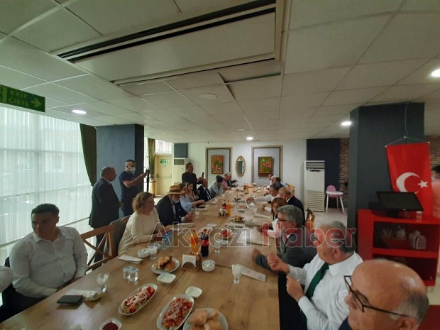Gelecek Partisi Akyazı Teşkilatı'ndan program
