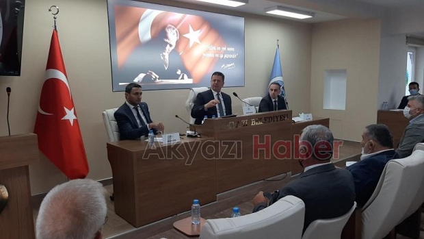 Akyazı Belediyesi Meclisi toplandı