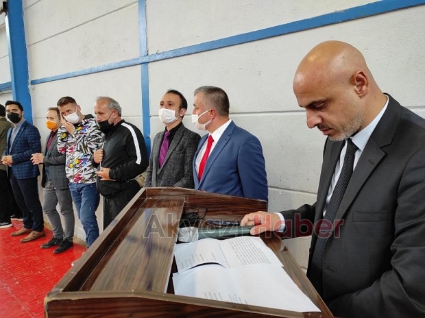 Akyazı Halk Eğitim Merkezi'nden yıl sonu sergisi
