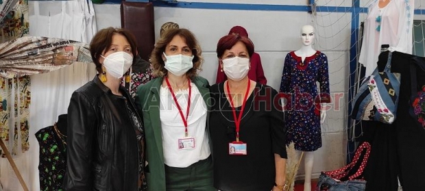 Akyazı Halk Eğitim Merkezi'nden yıl sonu sergisi