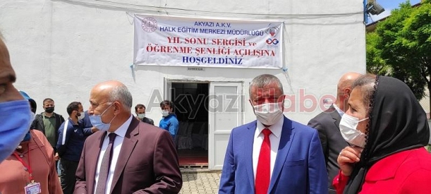Akyazı Halk Eğitim Merkezi'nden yıl sonu sergisi