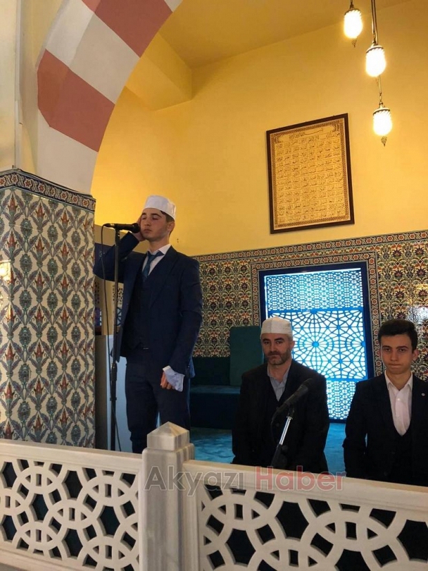 Hafızlık öğrencileri Gazi Süleyman Paşa Camii'nde Cuma'yı kıldırdı