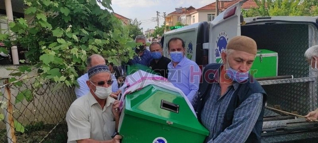 Nebahat Ünlütürk toprağa verildi