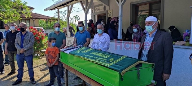Ayşe Özkurt toprağa verildi