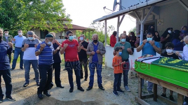 Ayşe Özkurt toprağa verildi