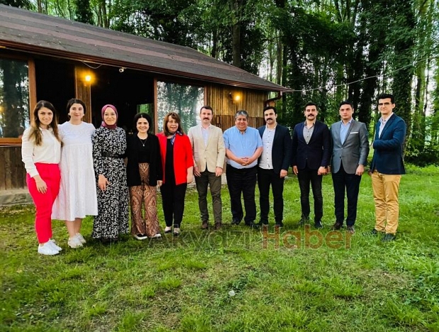 Tayini çıkan savcılar için veda yemeği düzenlendi