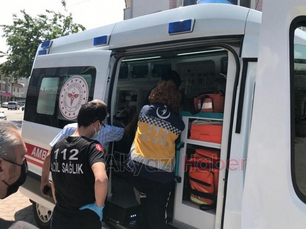 Araç durmadan inmek isteyen kadın yolcu düşerek hastanelik oldu