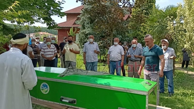 Gülnaz Acar vefat etti
