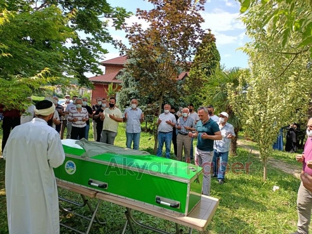 Gülnaz Acar vefat etti