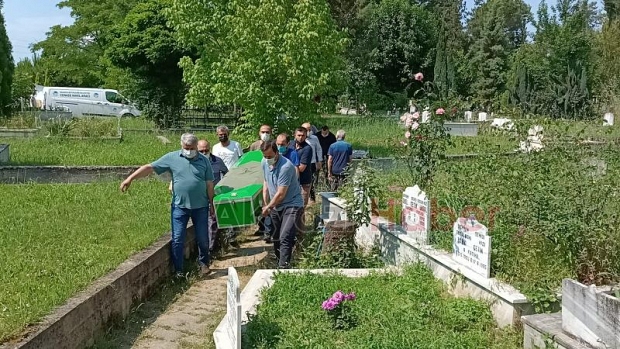 Gülnaz Acar vefat etti