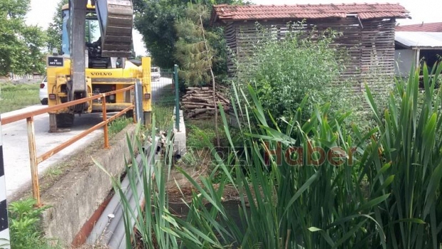 Belediye ekiplerinden anında müdahale