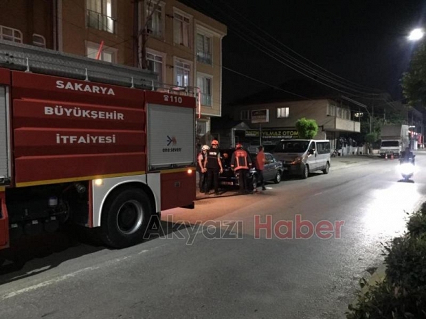 Otomobil alev aldı