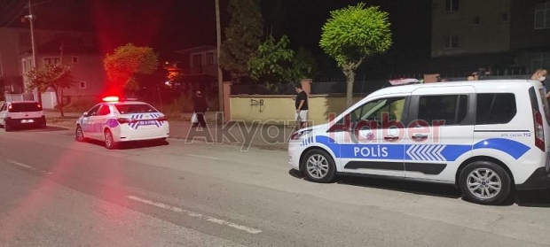 Minibüs çarpıp kaçtı