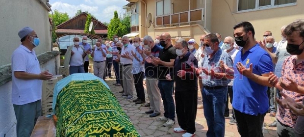 Emine Sezgin defnedildi