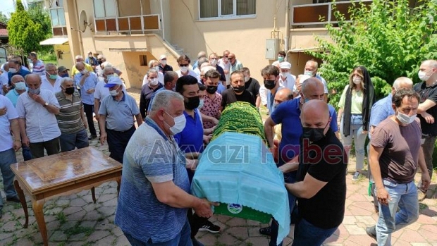 Emine Sezgin defnedildi