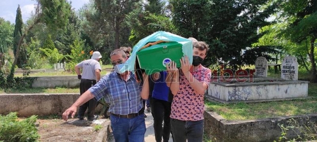 Emine Sezgin defnedildi