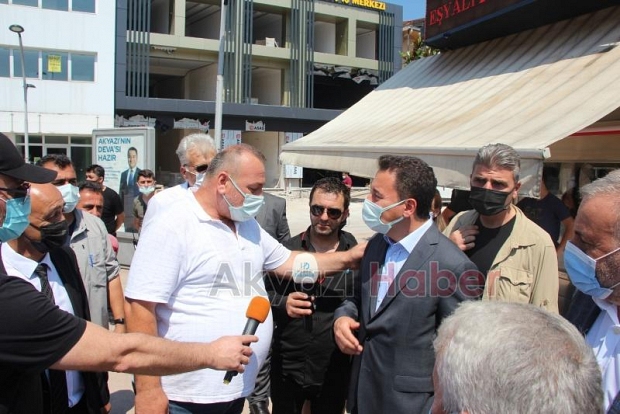 Ali Babacan İlçe Kongresi için Akyazı'ya geldi