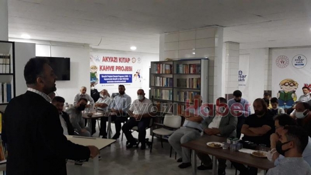Akyazı Kitap Kahve Projesi'nin açılışı yapıldı
