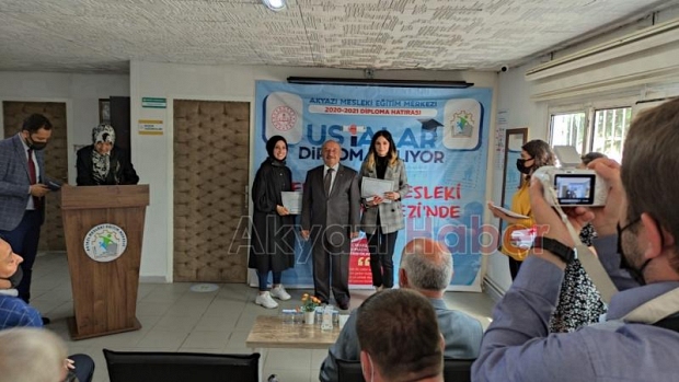 Mesleki Eğitim Merkezi'nde diploma heyecanı