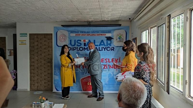 Mesleki Eğitim Merkezi'nde diploma heyecanı