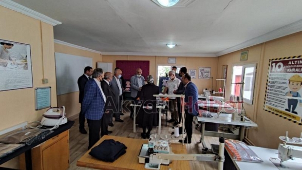 Mesleki Eğitim Merkezi'nde diploma heyecanı