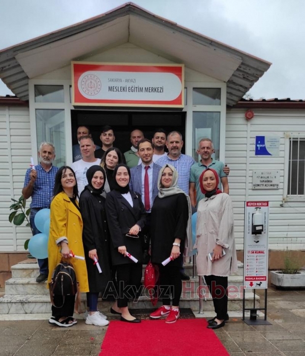 Mesleki Eğitim Merkezi'nde diploma heyecanı