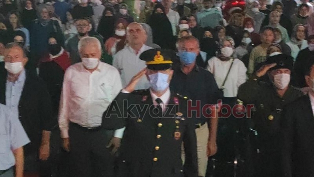 15 Temmuz destanının 5. yılında Akyazılılar meydanı doldurdu