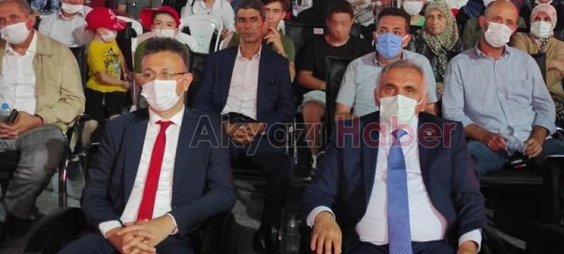 15 Temmuz destanının 5. yılında Akyazılılar meydanı doldurdu
