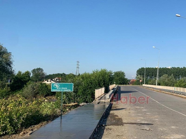 Büyükşehir Bedilkazancı’da yaya yollarını yaptı