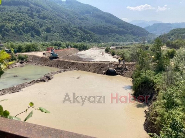 Beldibi köprüsünün yerine geçici köprü yapıldı