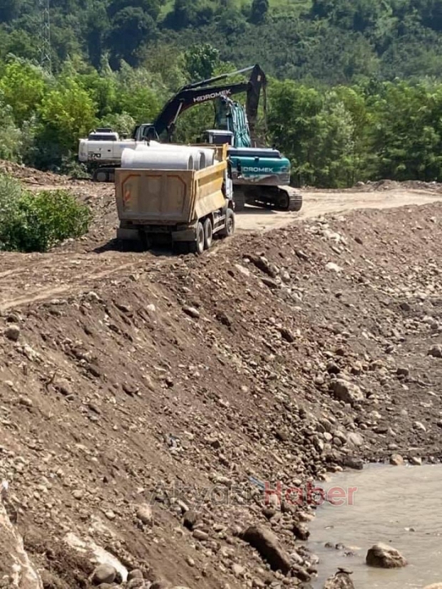 Beldibi köprüsünün yerine geçici köprü yapıldı