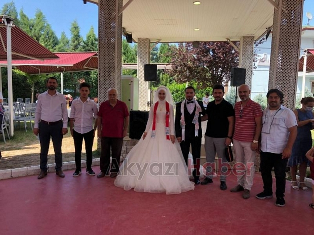Editörümüz Medine Furuncuoğlu ve Barış Çakır dünya evine girdi