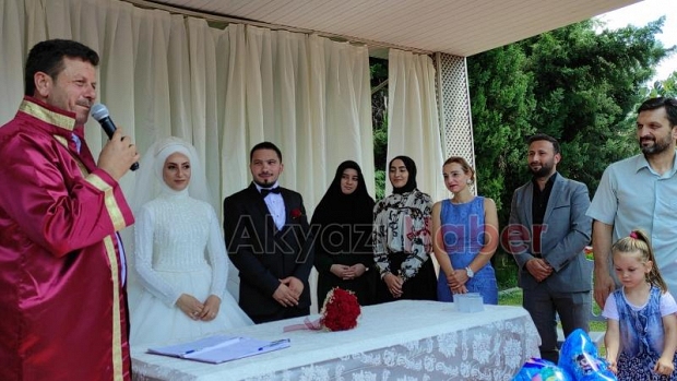 Editörümüz Medine Furuncuoğlu ve Barış Çakır dünya evine girdi