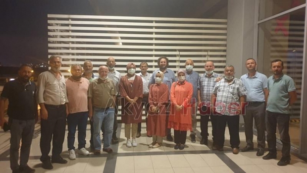 Akyazı AK Parti Şafak Vakti'ni izledi