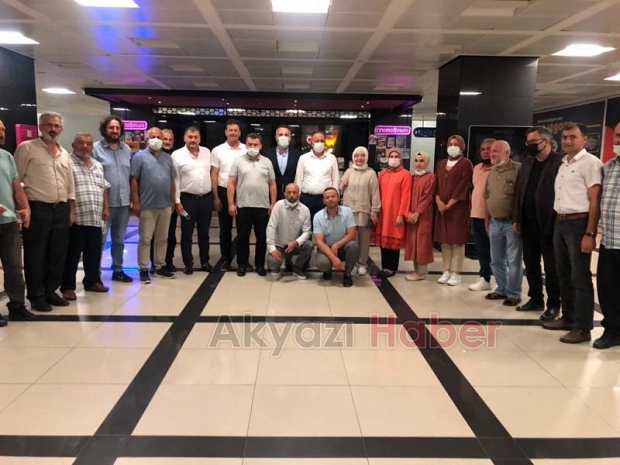 Akyazı AK Parti Şafak Vakti'ni izledi