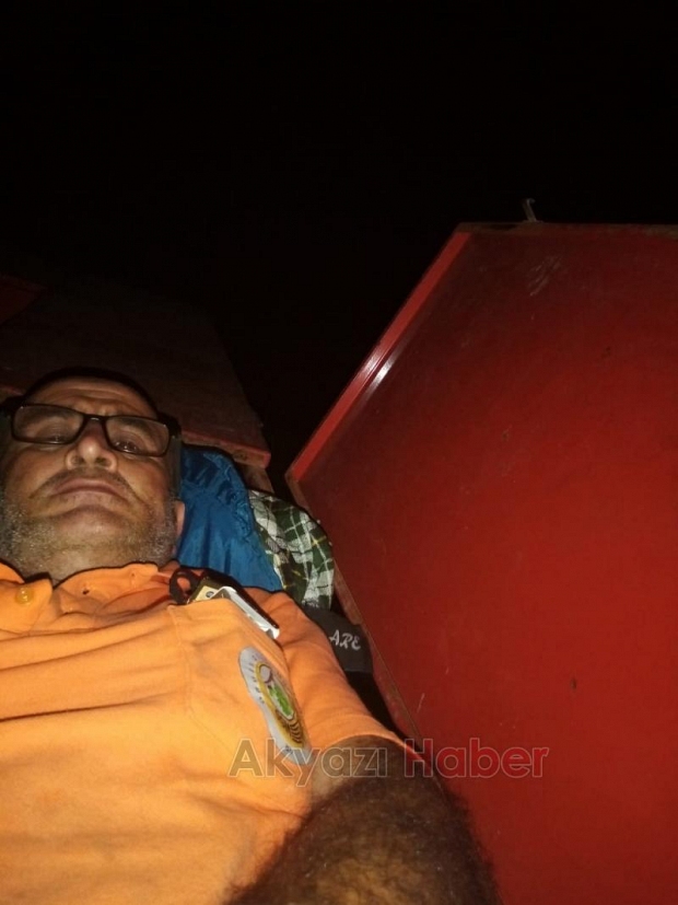 Orman yangınlarıyla mücadele için Akyazı'dan bölgeye gittiler