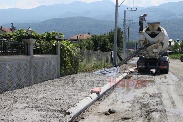 Büyükşehir Pazarköy'de sıcak asfalta başladı