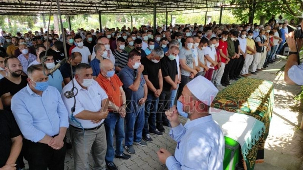 İbrahim Gödek toprağa verildi
