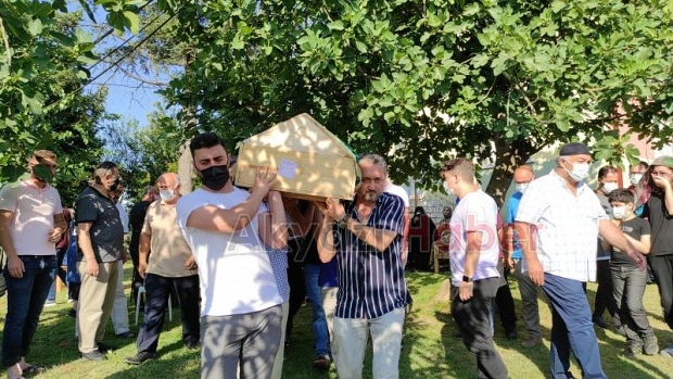 Asiye Özkurt toprağa verildi
