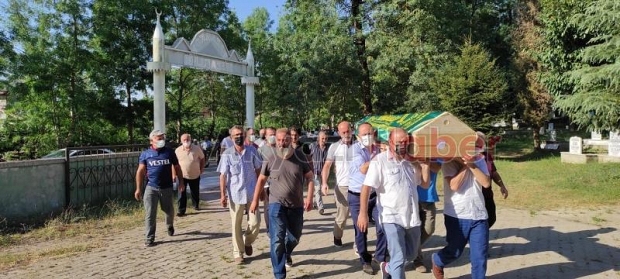Asiye Özkurt toprağa verildi