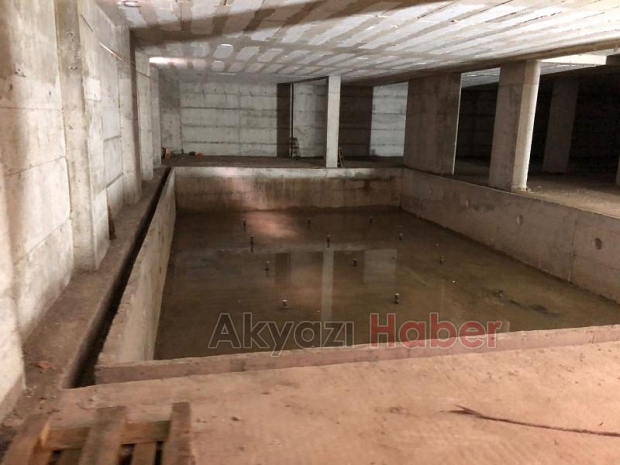 Yüzme havuzu ve spor salonu yakında hizmetinizde
